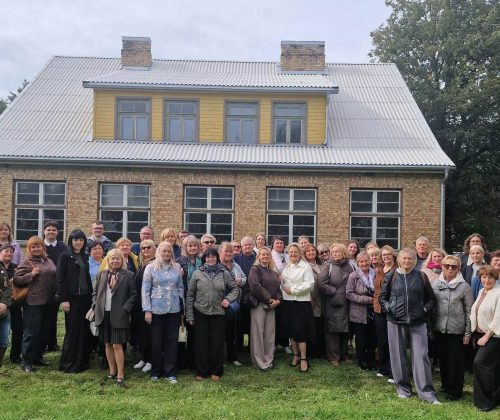 Pakruojo kultūros centro darbuotojai kartu su kolegomis susibūrė prasmingai ir įkvepiančiai dienai.
